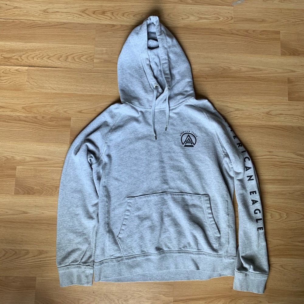 American Eagle gray hoodie